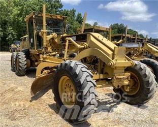 CAT 140H Greideriai