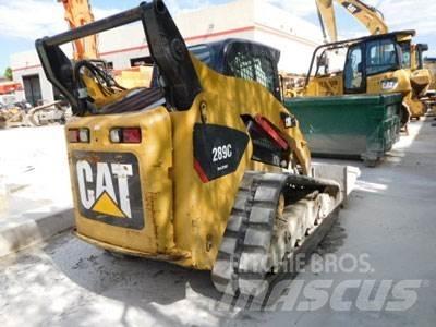 CAT 289C Krautuvai su šoniniu pasukimu