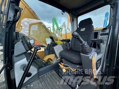 CAT 320 Vikšriniai ekskavatoriai