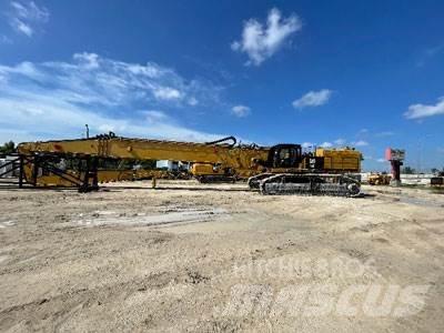 CAT 390FL UHD Griovimo ekskavatoriai