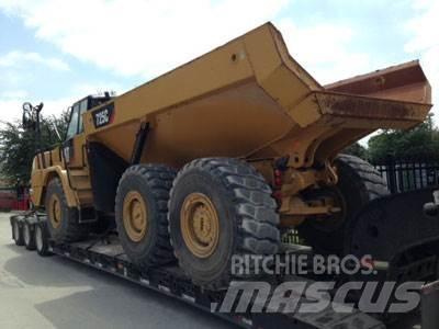 CAT 725C Karjeriniai savivarčiai