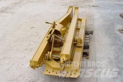 CAT 730 Tailgate Kiti naudoti statybos komponentai