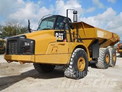 CAT 740B Karjeriniai savivarčiai