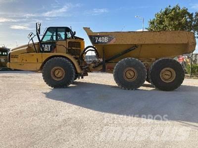 CAT 740B Karjeriniai savivarčiai