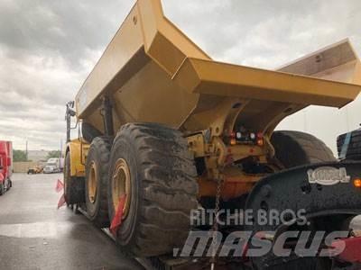 CAT 745C Karjeriniai savivarčiai