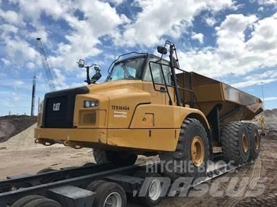 CAT 745C Karjeriniai savivarčiai