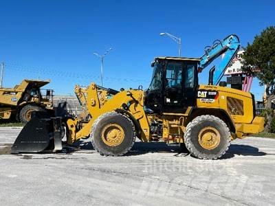 CAT 938M Naudoti ratiniai krautuvai