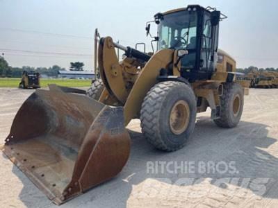 CAT 938M Naudoti ratiniai krautuvai