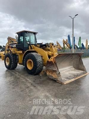 CAT 966M Naudoti ratiniai krautuvai