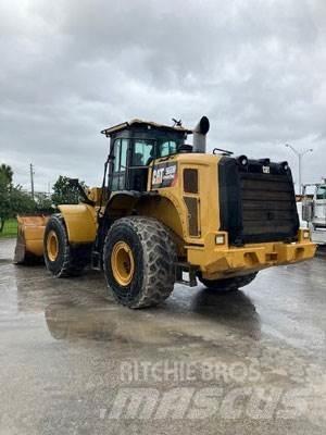 CAT 966M Naudoti ratiniai krautuvai