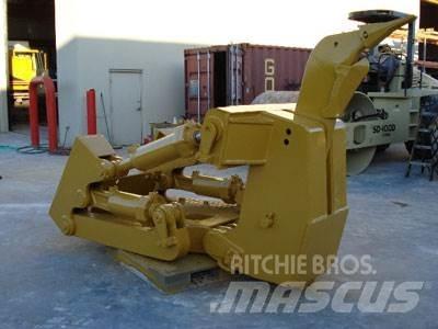 CAT D8T/R/N Ripper, S/S Kiti naudoti statybos komponentai