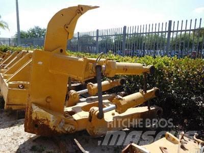 CAT D8T Ripper, S/S Kiti naudoti statybos komponentai
