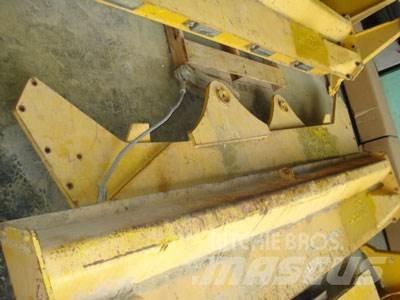 Volvo A40D Tailgate Kiti naudoti statybos komponentai