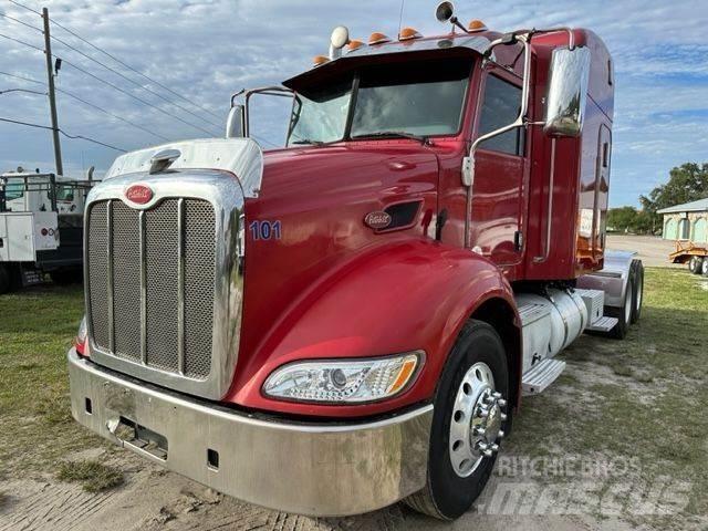 Peterbilt 384 Naudoti vilkikai
