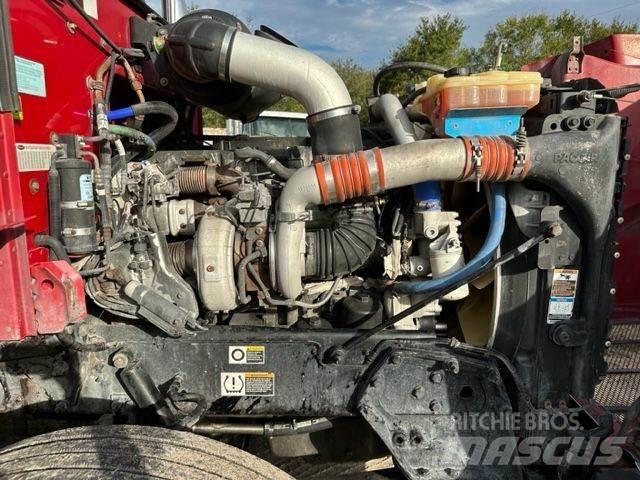 Peterbilt 384 Naudoti vilkikai