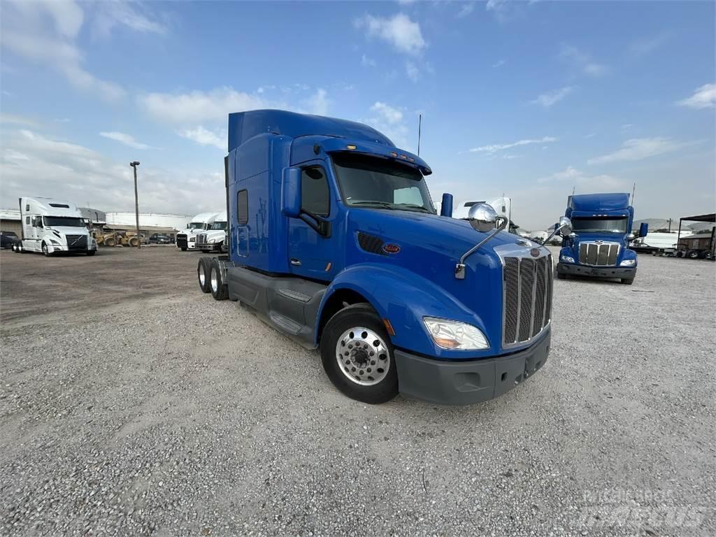 Peterbilt 579 Naudoti vilkikai