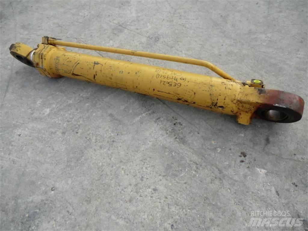 CAT 231D Statyba - Kita