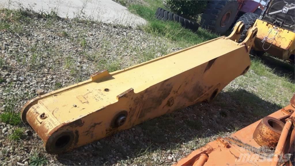 CAT 231D Važiuoklė ir suspensija