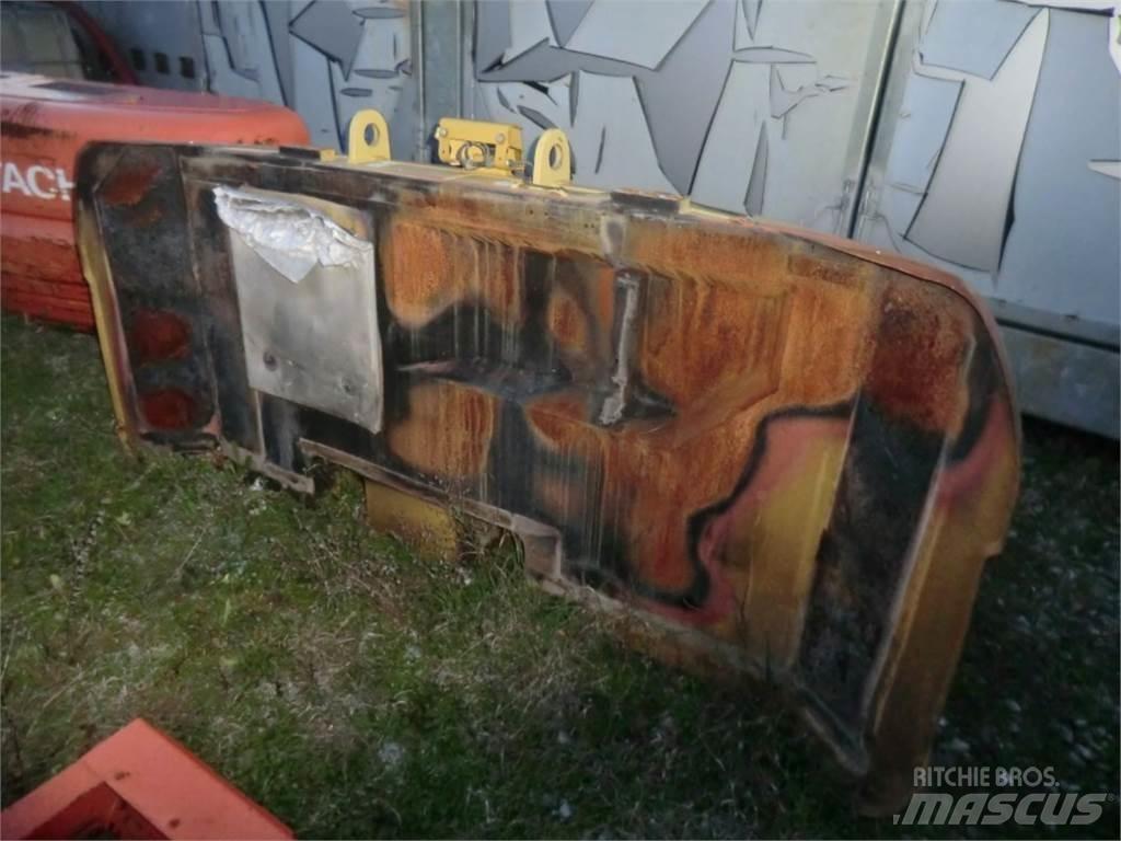 CAT 312D Važiuoklė ir suspensija