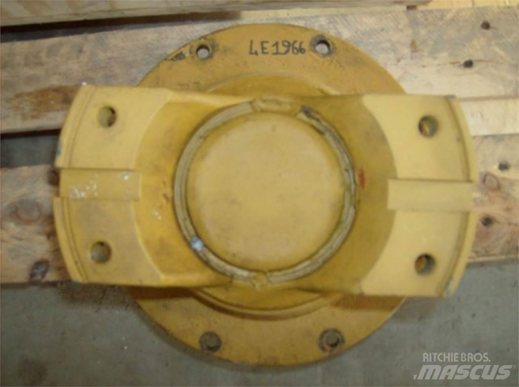 CAT 438C Statyba - Kita