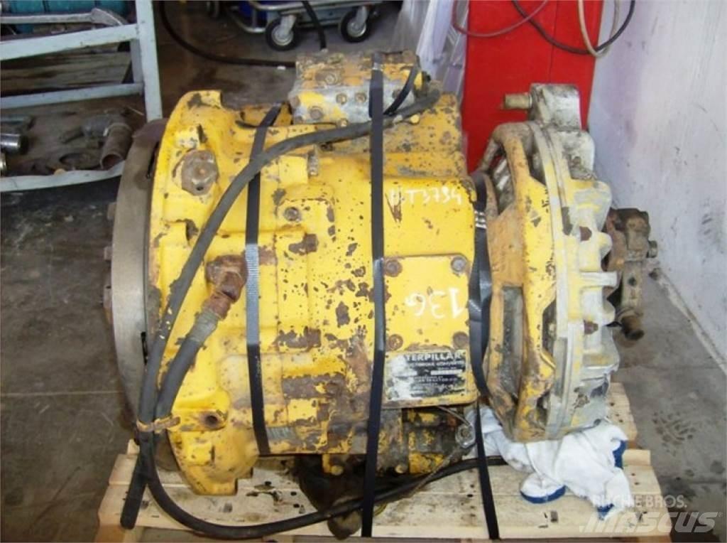 CAT 631B Statyba - Kita