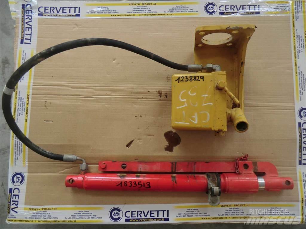 CAT 735 Statyba - Kita