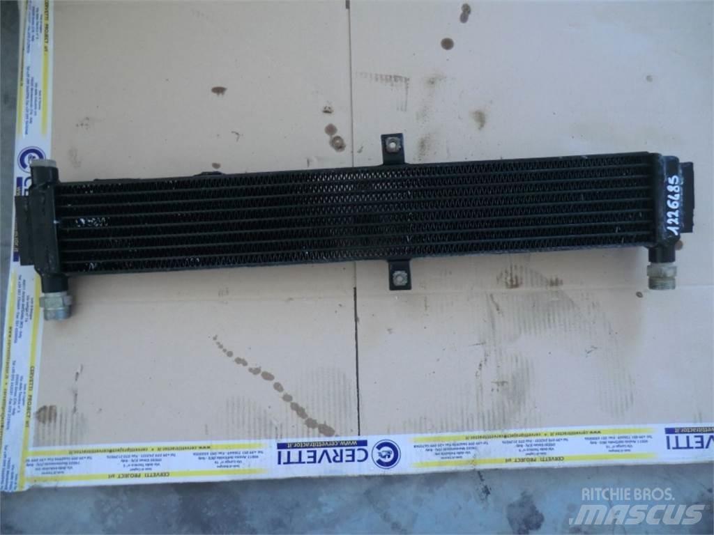CAT 735 Statyba - Kita
