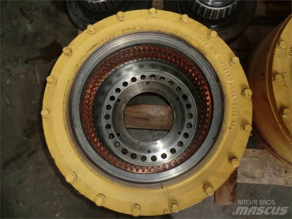 CAT 735 Statyba - Kita
