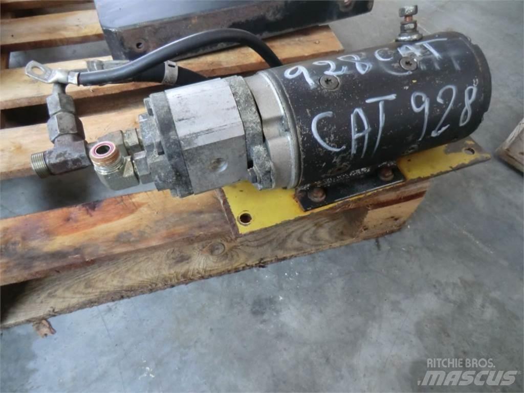CAT 928G Statyba - Kita