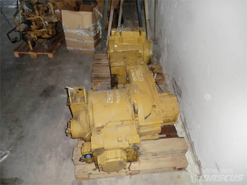 CAT 953 Statyba - Kita