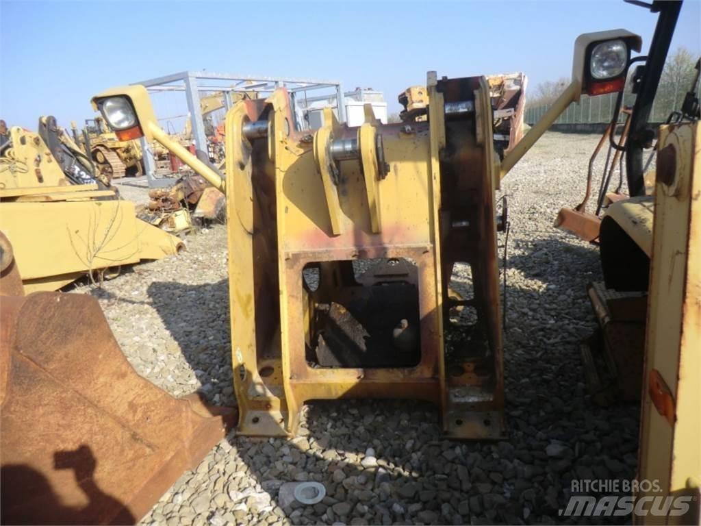 CAT 962H Važiuoklė ir suspensija