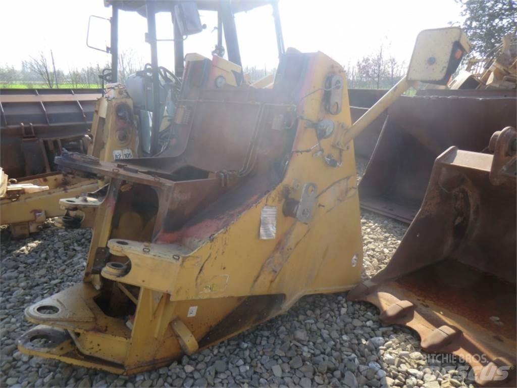 CAT 962H Važiuoklė ir suspensija