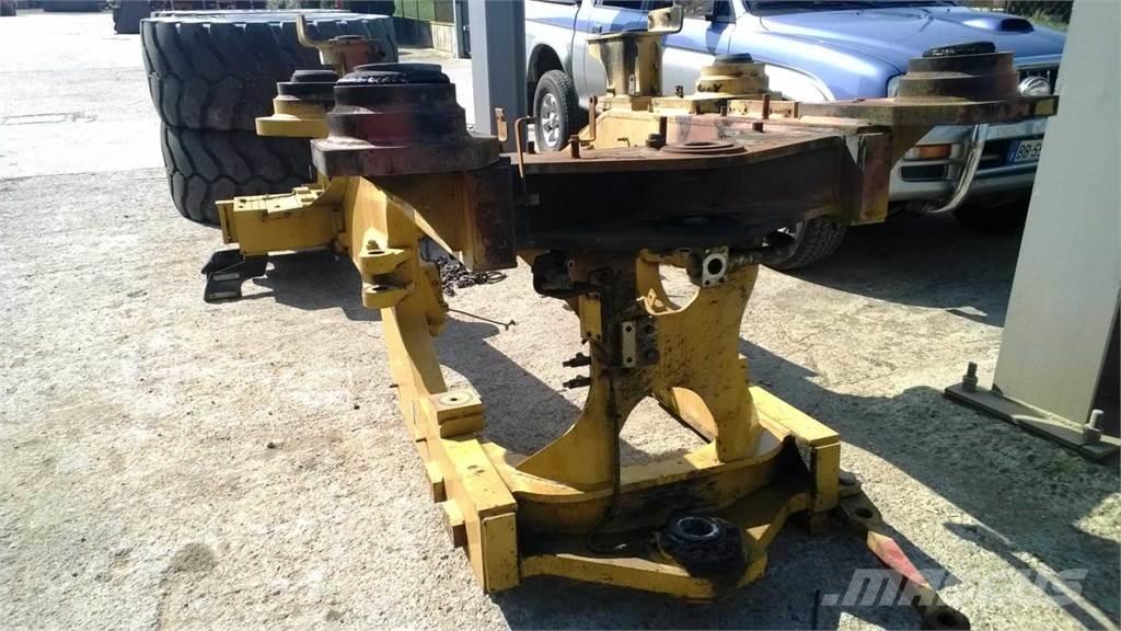 CAT 962H Važiuoklė ir suspensija