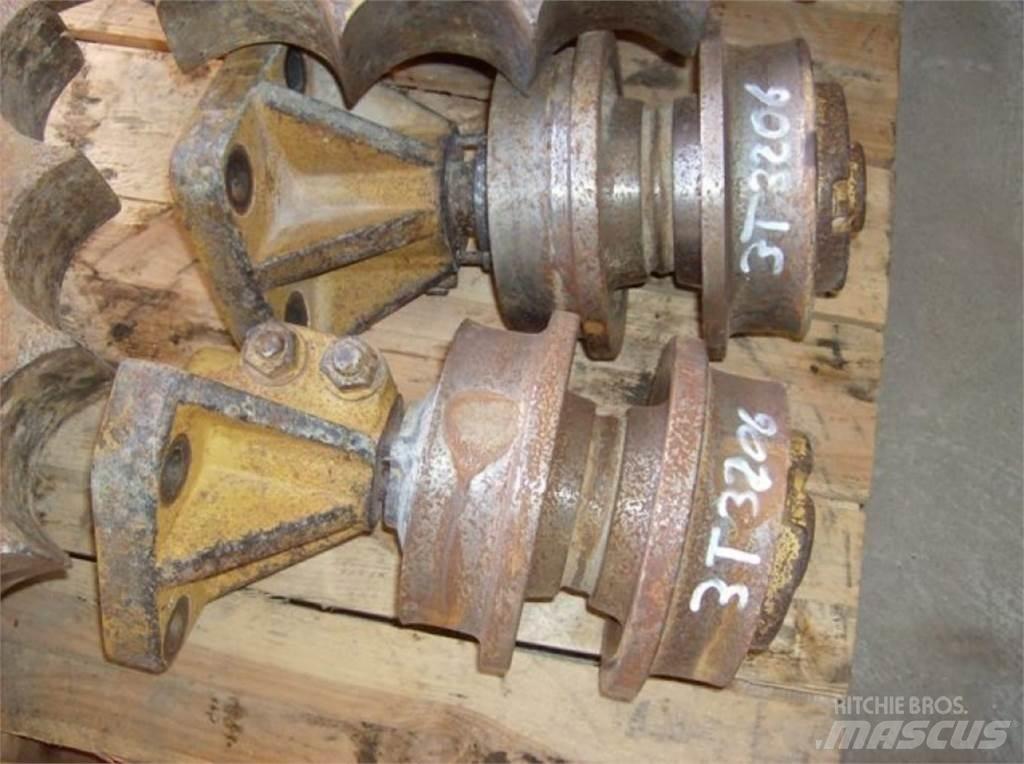 CAT 963 Vikšrai, grandinės ir važiuoklės