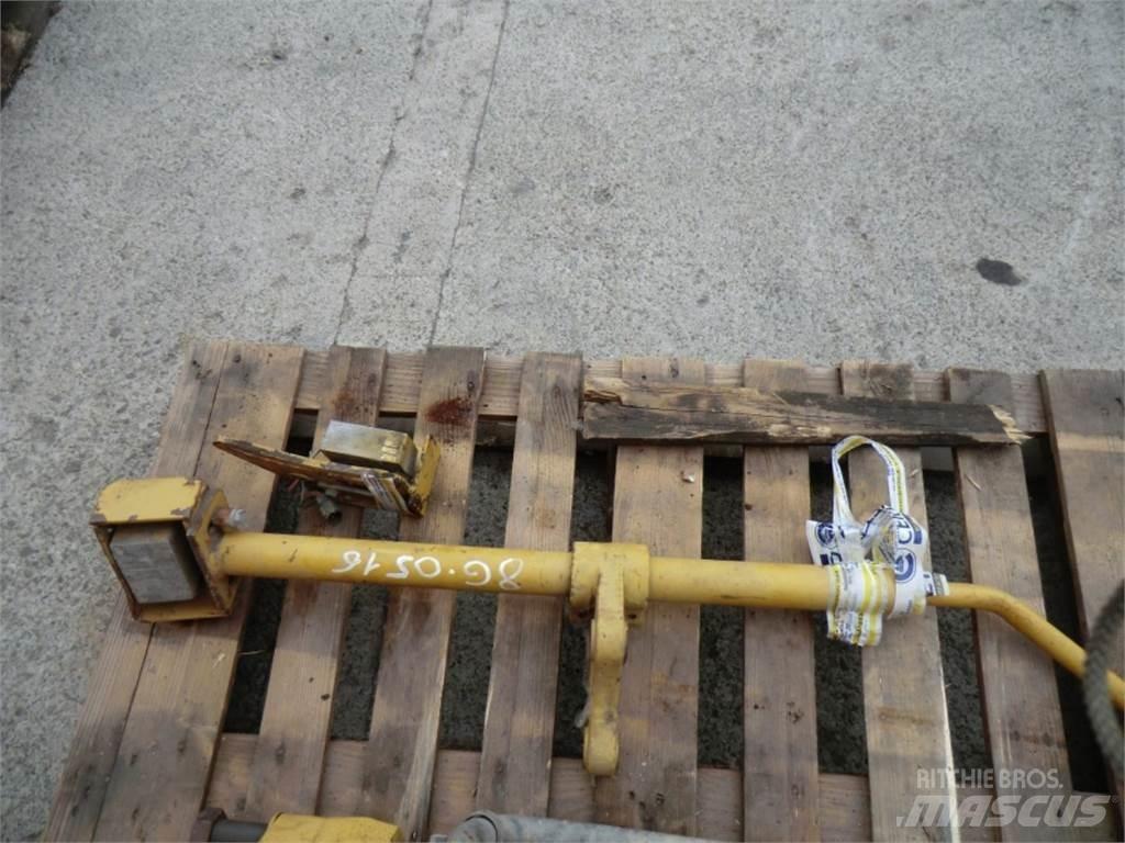 CAT 963C Statyba - Kita