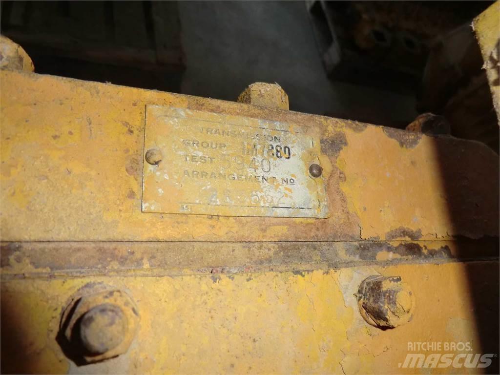 CAT 963D Statyba - Kita