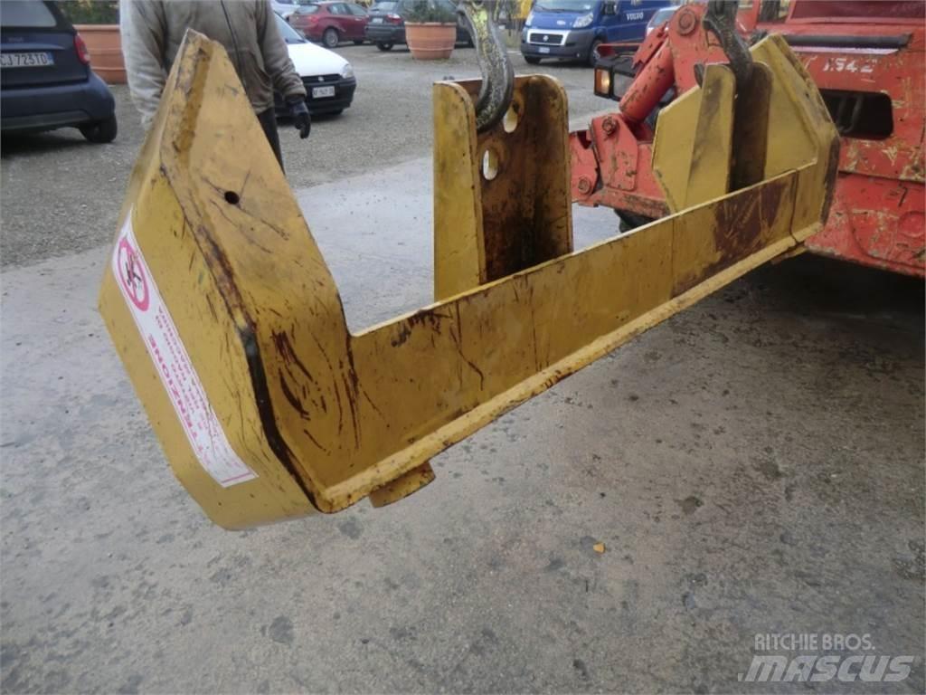CAT 963D Važiuoklė ir suspensija
