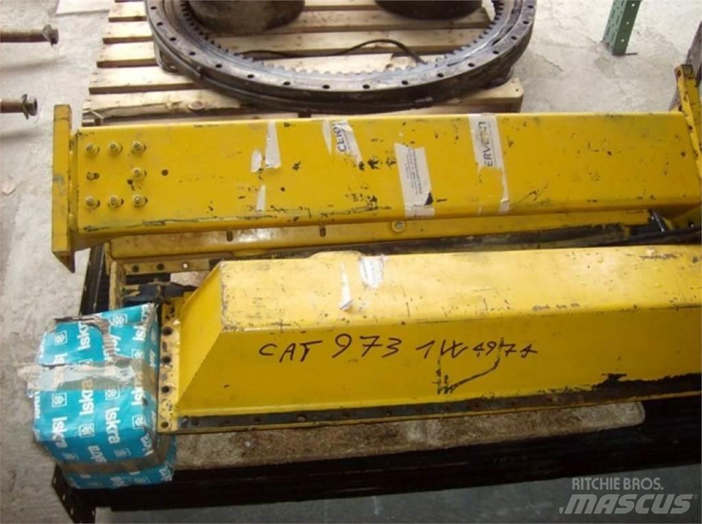 CAT 973 Statyba - Kita