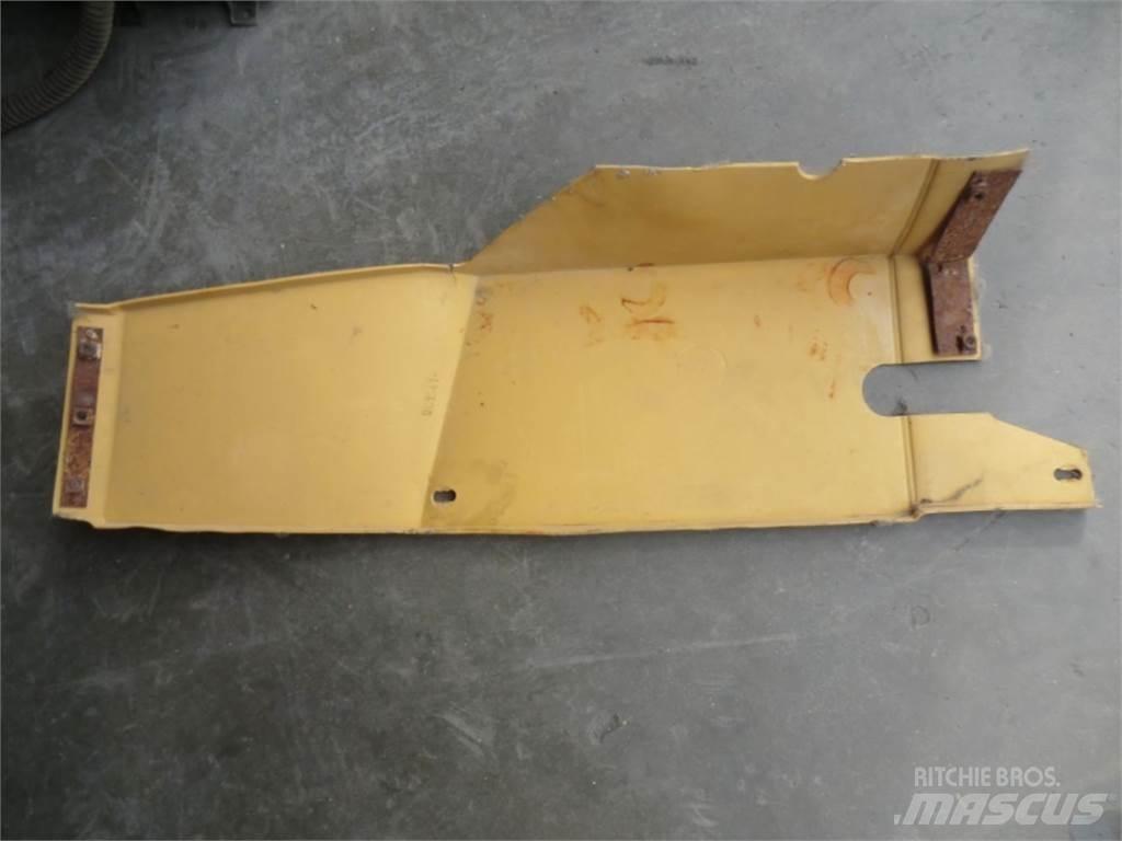 CAT 973 Statyba - Kita