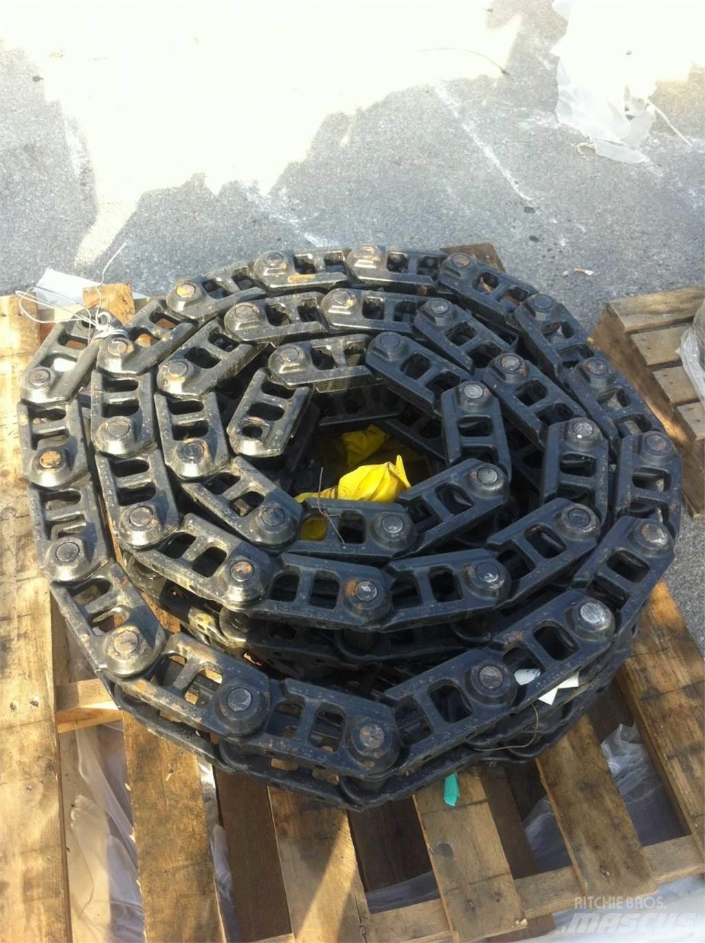 CAT 988B Statyba - Kita
