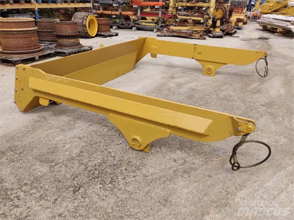 CAT 988G Statyba - Kita