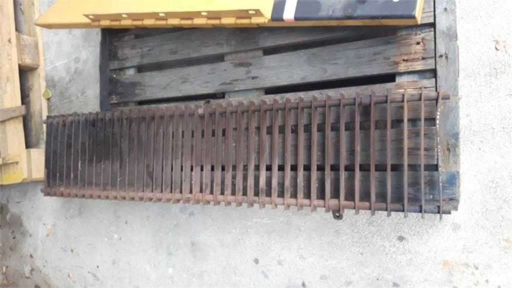 CAT 988H Važiuoklė ir suspensija