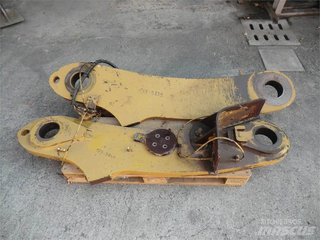 CAT 988H Važiuoklė ir suspensija