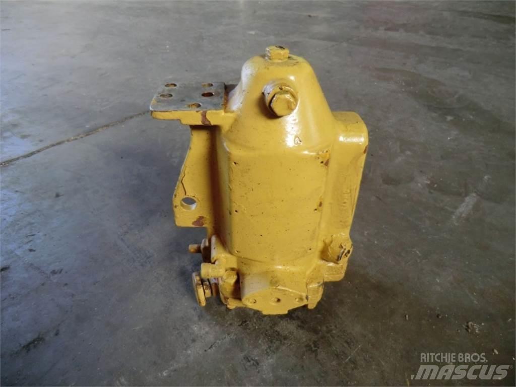 CAT D333 Varikliai