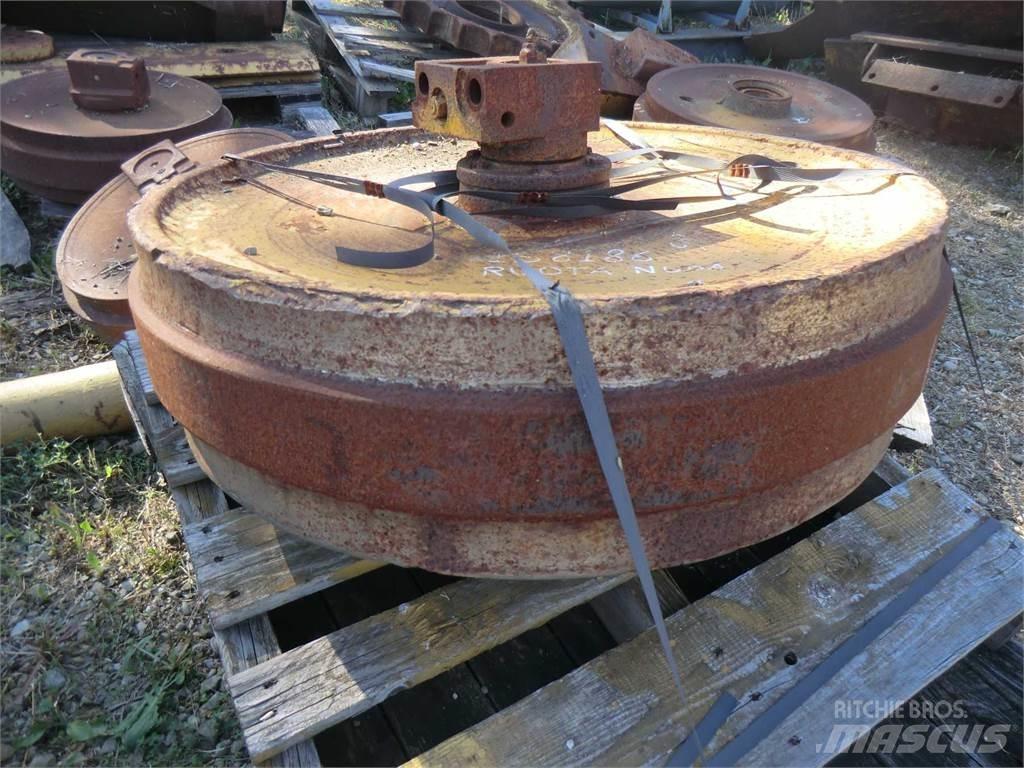 CAT D7E Vikšrai, grandinės ir važiuoklės