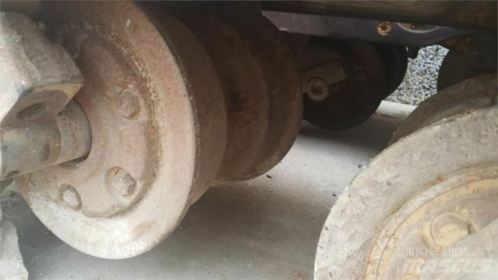 CAT  D8L Vikšrai, grandinės ir važiuoklės