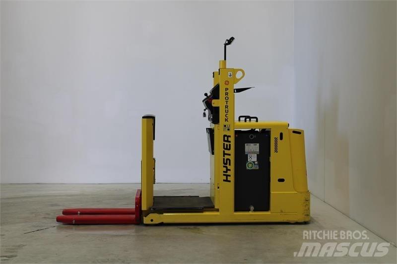 Hyster K1.0L Mažų aukščių užsakytų prekių krautuvai