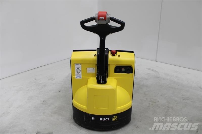 Hyster P1.6 Mažų aukščių keltuvai