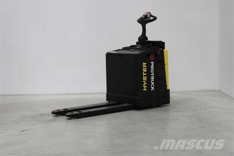 Hyster P2.0S Žemų aukščių keltuvai su platforma