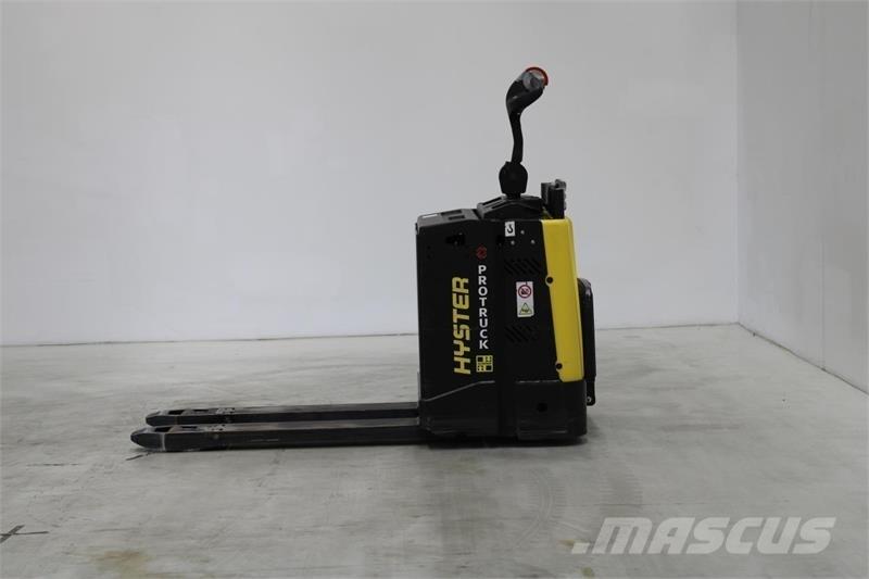 Hyster P2.0S Žemų aukščių keltuvai su platforma